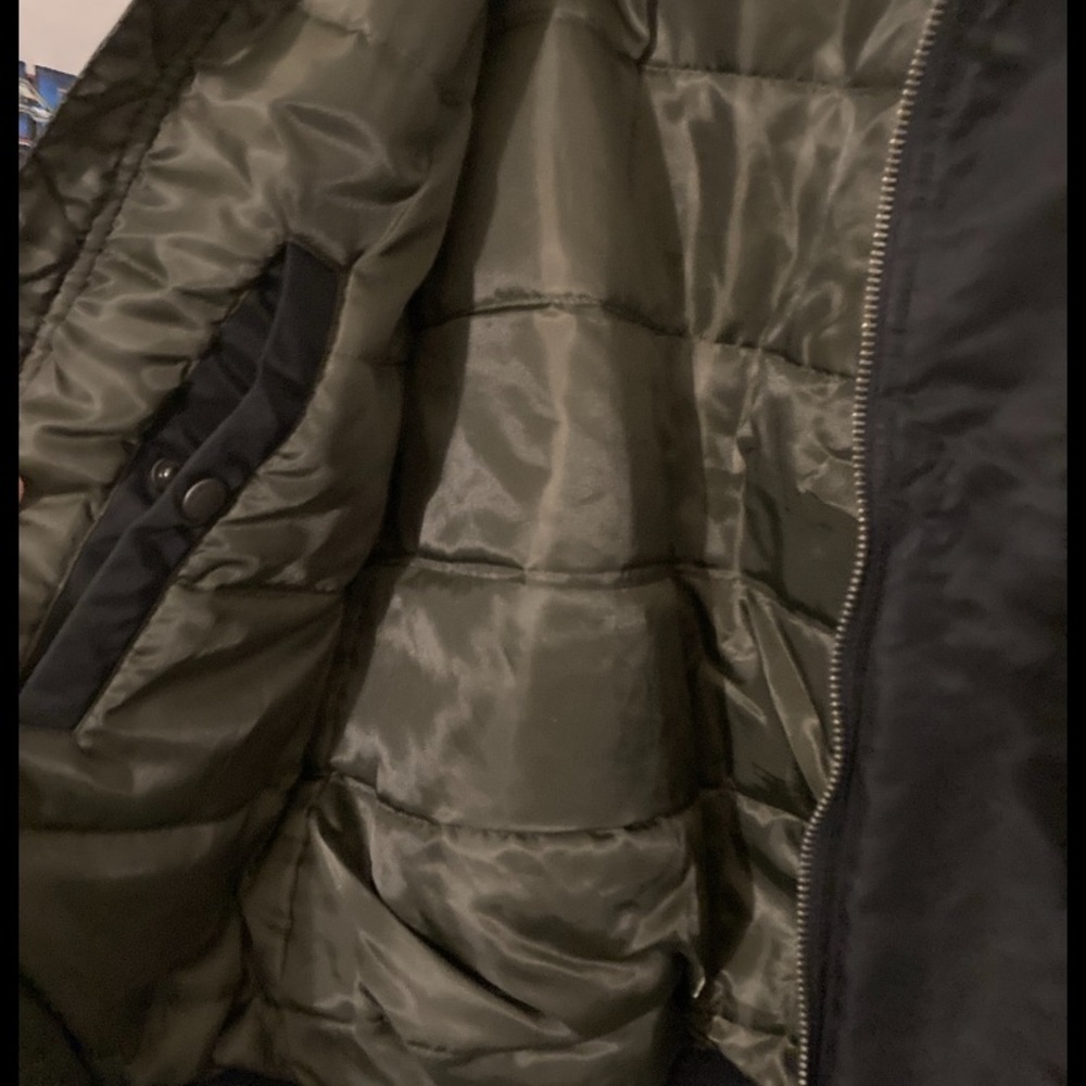 Levi’s Black Waterproof Bomber Jacket - Picture 4 of 8